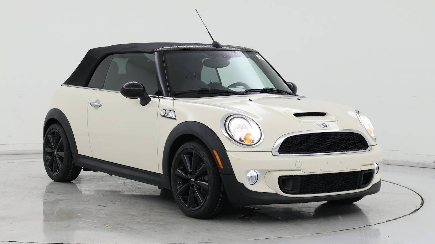 MINI COOPER CONVERTIBLE 2015 WMWZP3C58FT708562 image